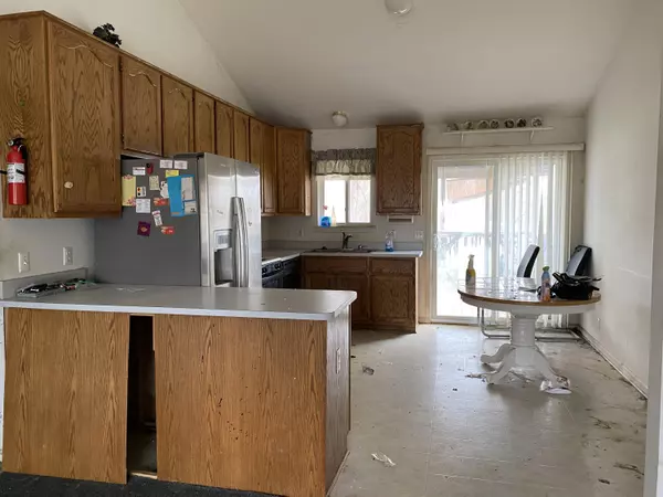 Romulus, MI 48174,19343 Cooper AVE