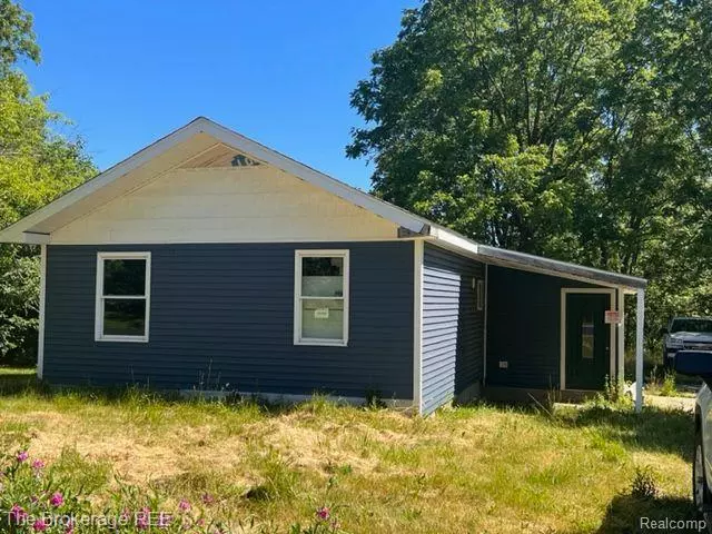 6548 RIVER RD, MI 48433