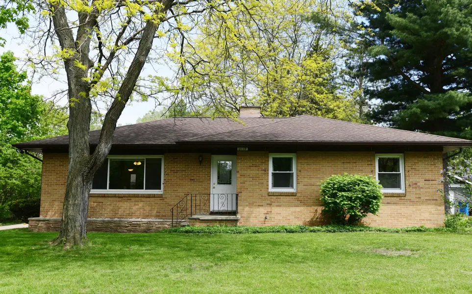 2119 1st ST, Jackson, MI 49203
