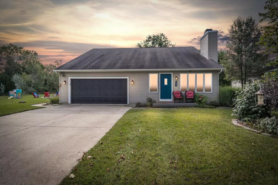 151 Southern Shores DR, Brooklyn, MI 49230