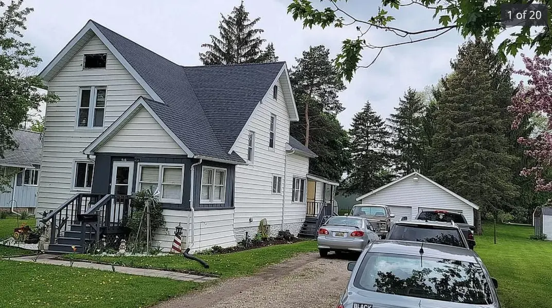 516 S Jeffery AVE, Ithaca, MI 48847