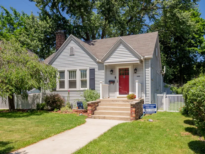 1403 Homecrest AVE, Kalamazoo, MI 49001