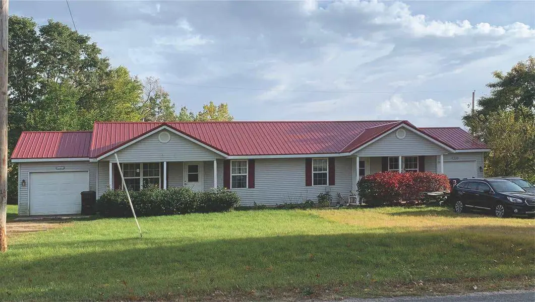 12485 Pine Lake RD, Plainwell, MI 49080