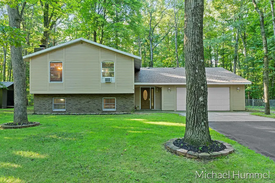 19171 Seneca AVE, Big Rapids, MI 49307