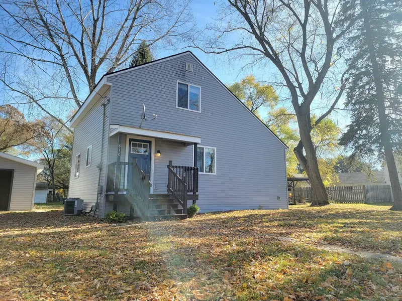 810 Bjornson St ST, Big Rapids, MI 49307