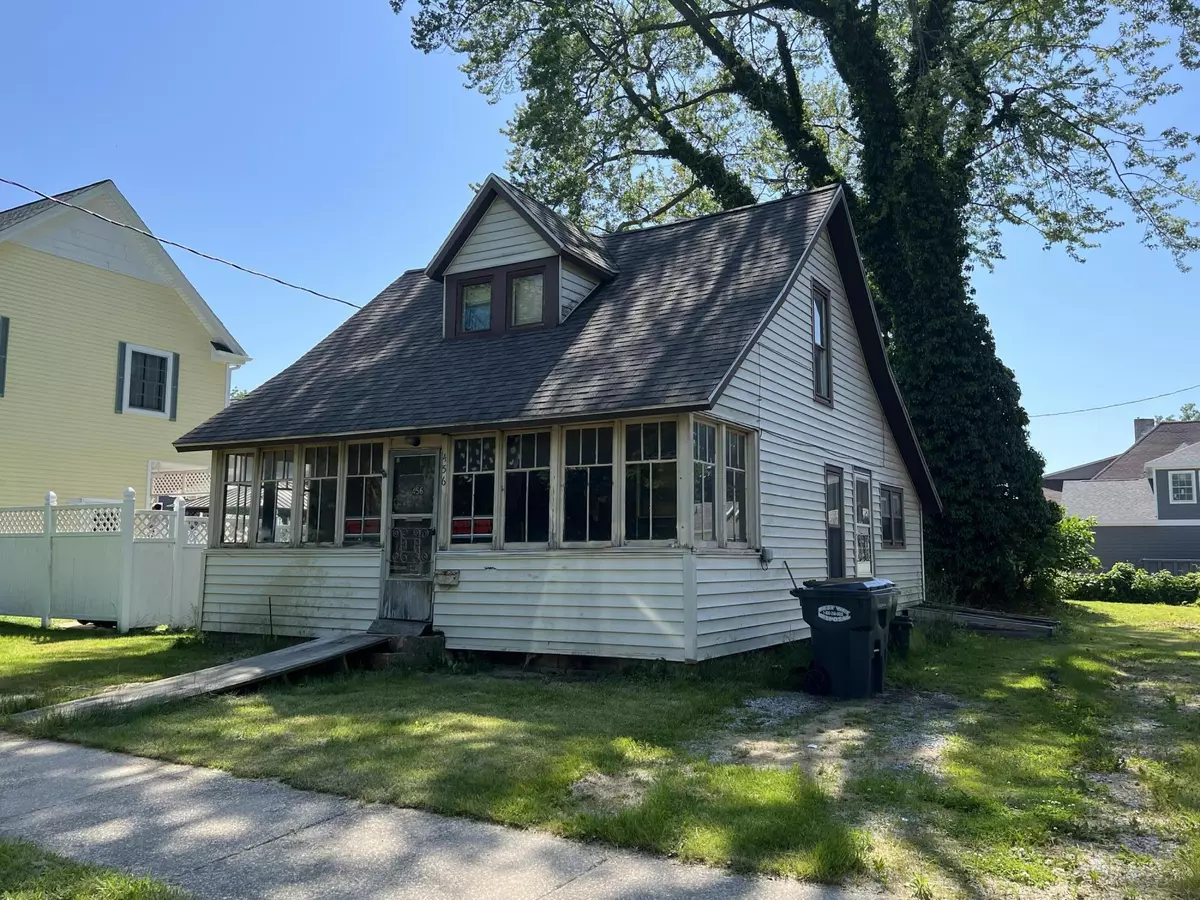 South Haven, MI 49090,456 Maple ST