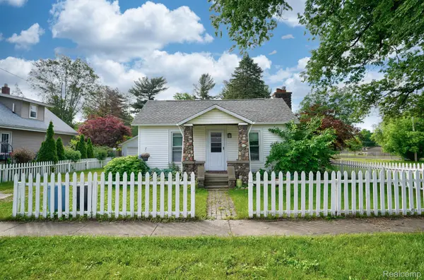 MI 48421,4793 WATER ST