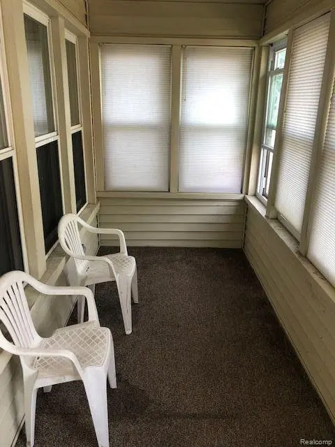 MI 48218,126 E HENRY ST