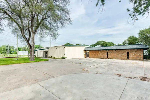 3125 RAVENSWOOD RD, Port Huron, MI 48060