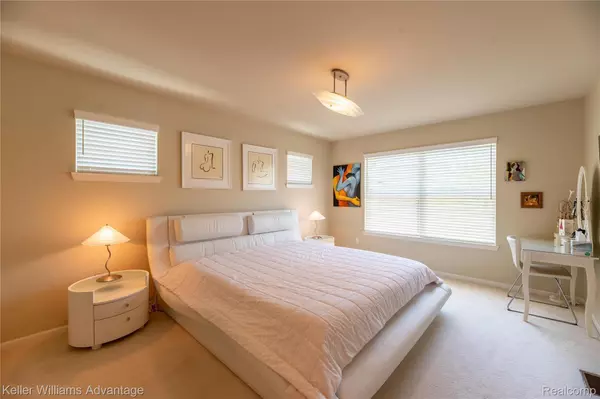 Royal Oak, MI 48067,609 N ALEXANDER AVE