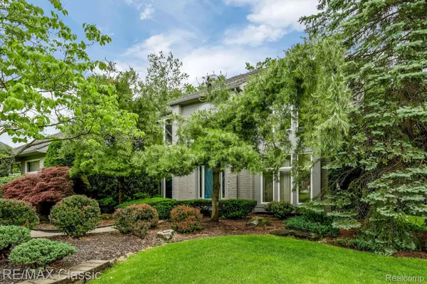 Novi, MI 48374,25714 ARCADIA DR