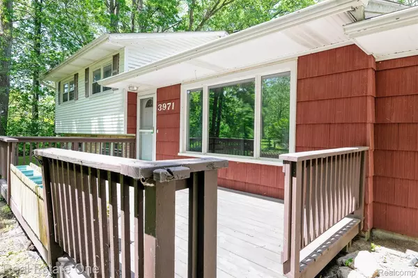 South Lyon, MI 48178,3971 7 Mile RD