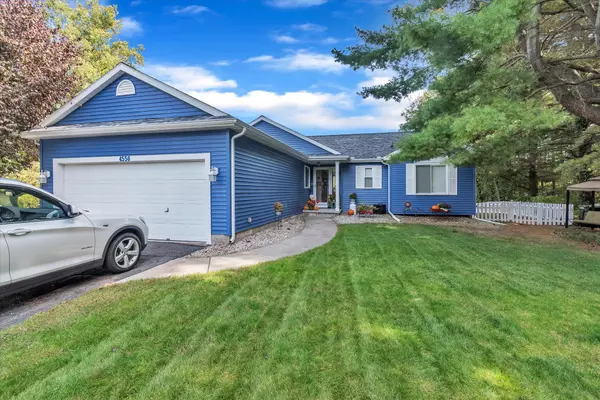 Pleasant Lake, MI 49272,4556 Leeward DR