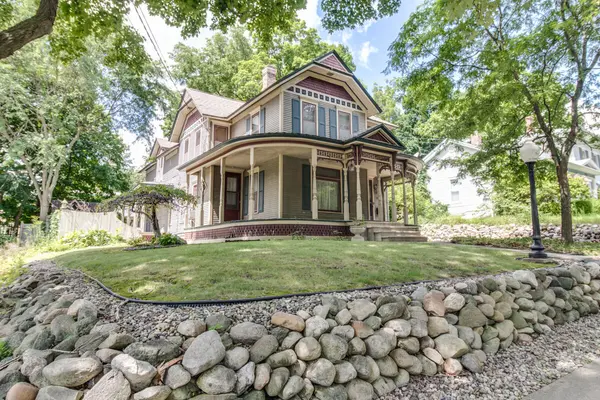 321 N Marshall AVE, Marshall, MI 49068