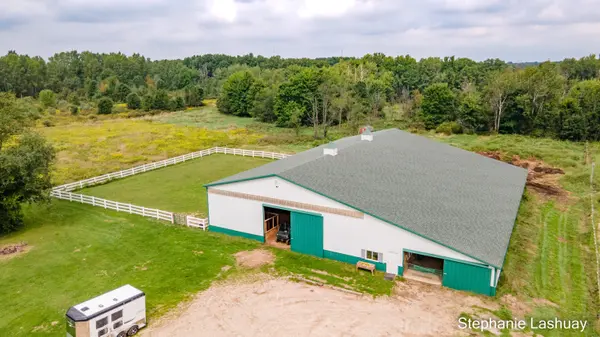 6975 14 Mile RD NE, Cedar Springs, MI 49319