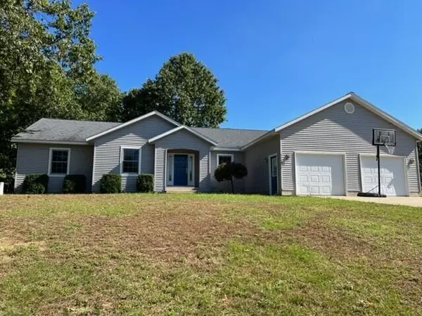 Belding, MI 48809,5443 Flat River TRL