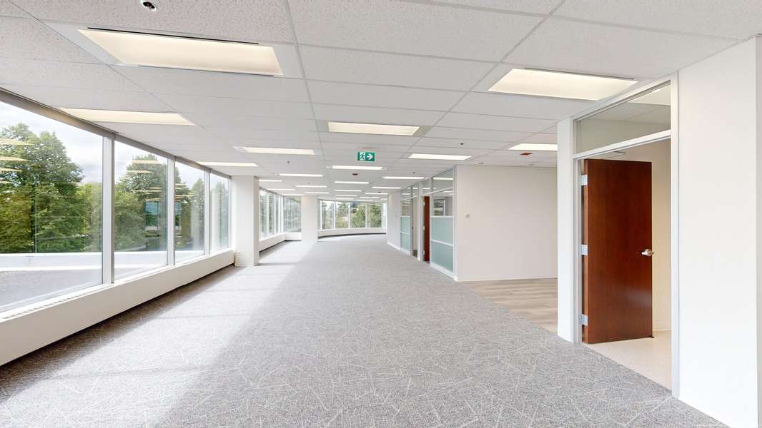 1420 Blair Towers PL #300, Beacon Hill North - South And Area, ON K1J 9L8