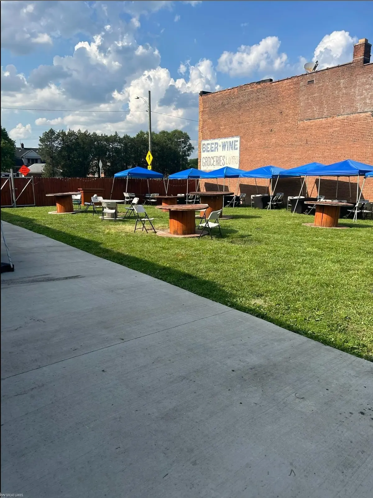 Detroit, MI 48224,15132 - 15126 Harper AVE