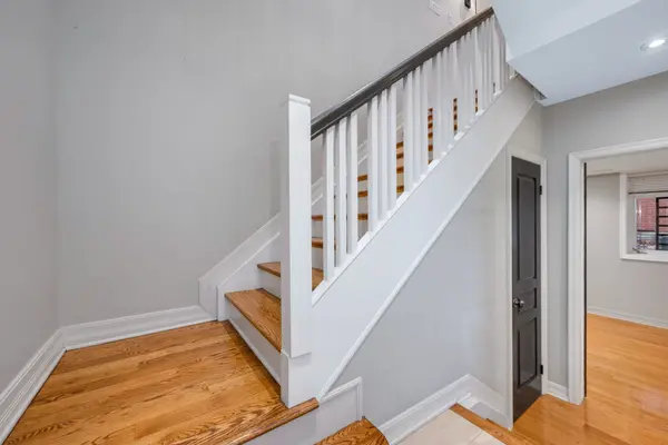 Westboro - Hampton Park, ON K1Z 1A8,201 CLEARVIEW AVE