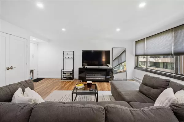 Queens, NY 11357,167-05 12th AVE #5B