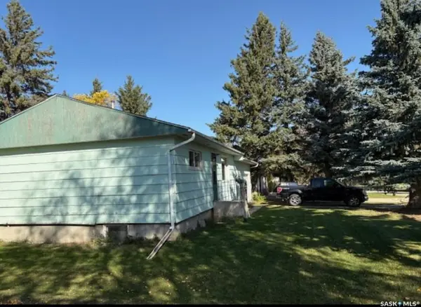 311 7th STREET, Star City, SK S0E 1P0