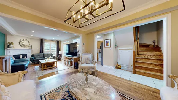 Richmond Hill, ON L4E 3Y7,50 Wildflower DR