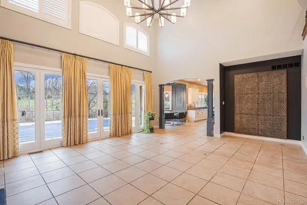 Grand Blanc, MI 48439,8301 Misty MDWS