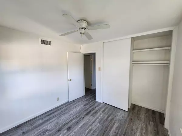 Arlington, TX 76010,2206 Huntington Drive