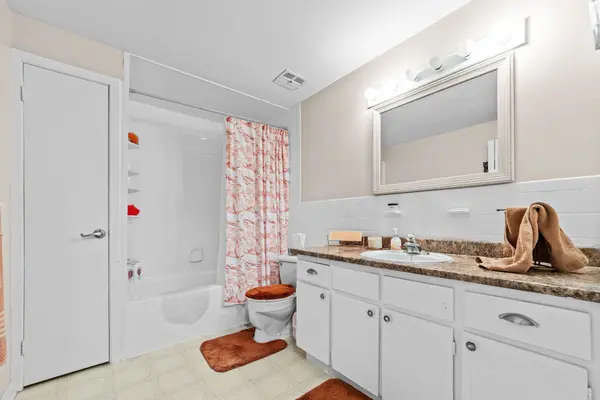 London North, ON N6G 2E5,210-216 Homestead CRES