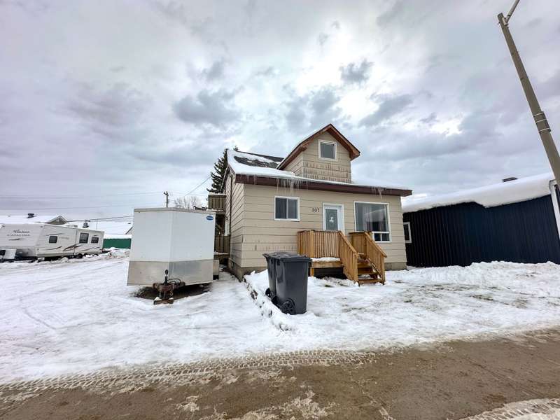 307 Ambridge DR, Iroquois Falls, ON P0K 1G0