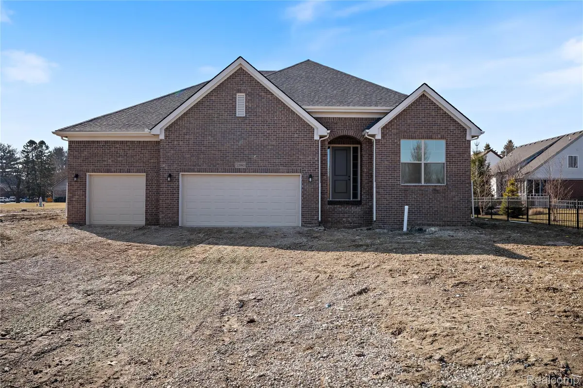 7110 Dryden RD, Almont Township, MI 48003