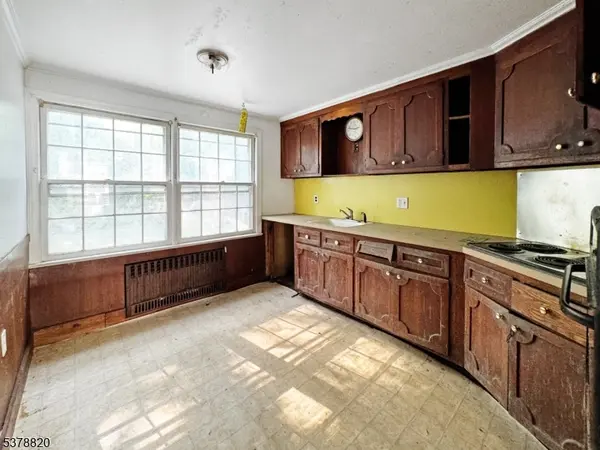 Franklin Boro, NJ 07416,8 Fowler St