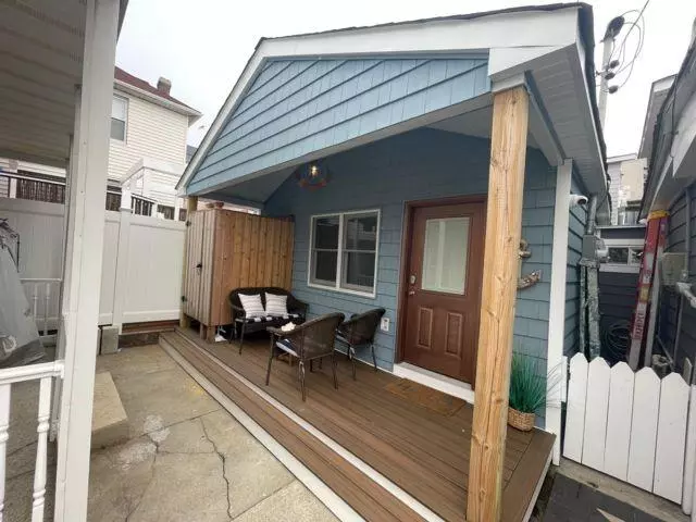 Rockaway Park, NY 11694,190 Beach 109th ST