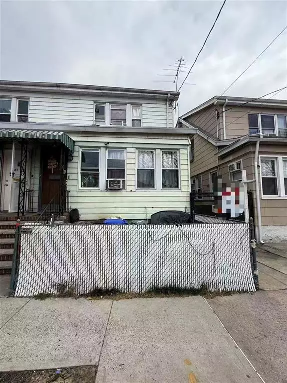 Flushing, NY 11373,4131 95th ST
