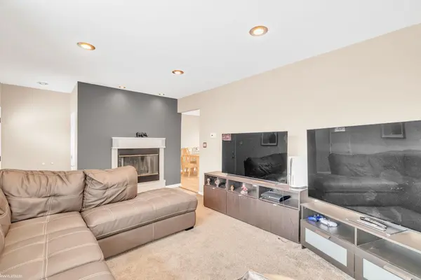 Clinton Township, MI 48035,36815 Woodingham ST