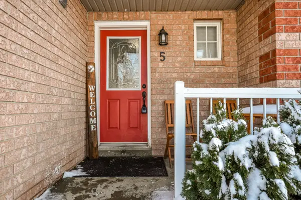 Barrie, ON L4N 9K9,5 Black Cherry CRES