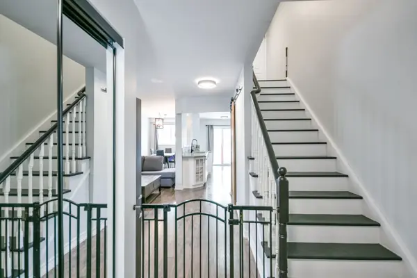 Barrie, ON L4N 9K9,5 Black Cherry CRES