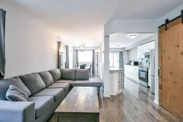 Barrie, ON L4N 9K9,5 Black Cherry CRES