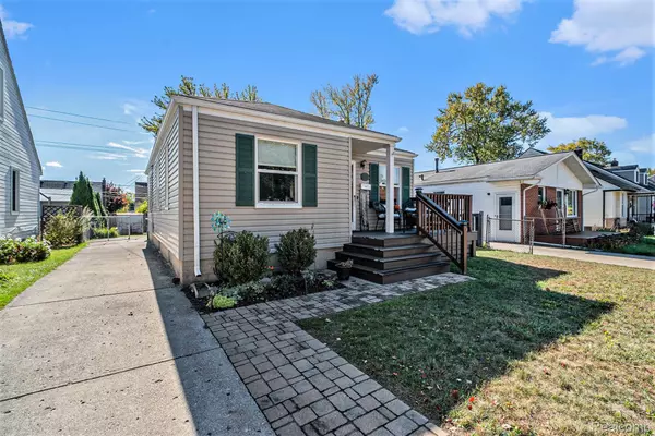 Berkley, MI 48072,1197 Columbia Rd RD