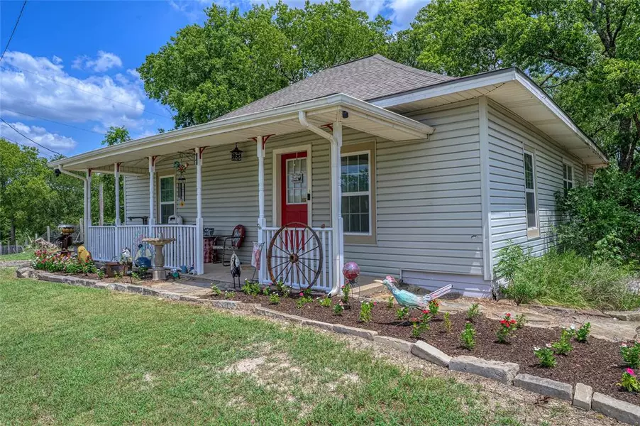 7436 FM 2729, Van Alstyne, TX 75495