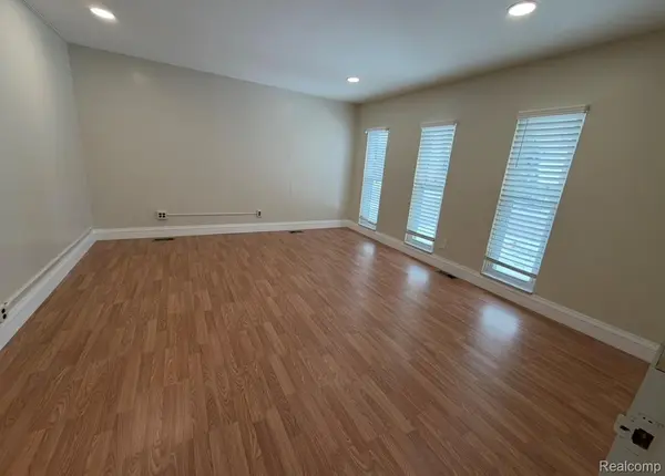 2158 11 Mile RD, Berkley, MI 48072