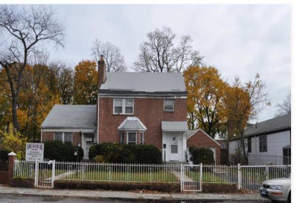 17720 Leslie RD, Jamaica, NY 11434