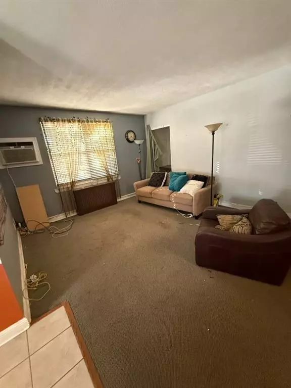 Flushing, NY 11354,25-47 150th ST