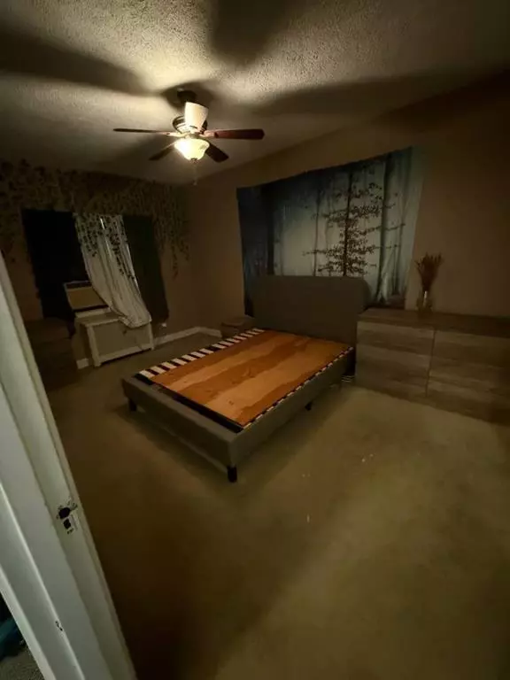 Flushing, NY 11354,25-47 150th ST