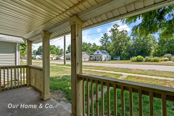 Imlay City, MI 48444,240 W 3RD ST, Imlay City RD