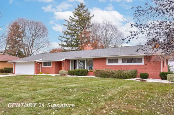 1654 Lathrup AVE, Saginaw, MI 48638