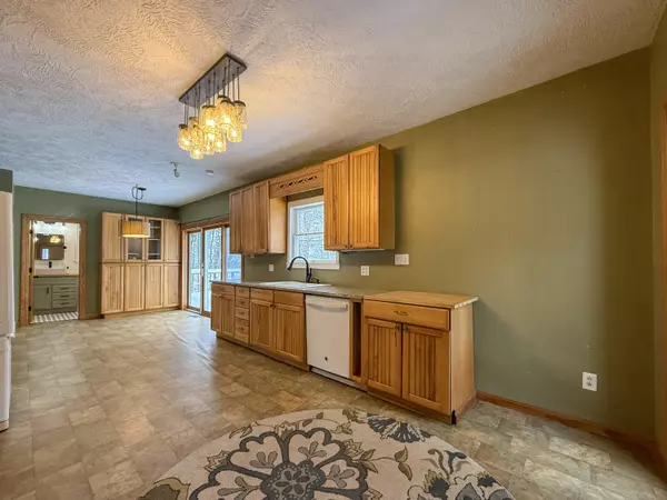 Eau Claire, MI 49111,9155 Cushing RD