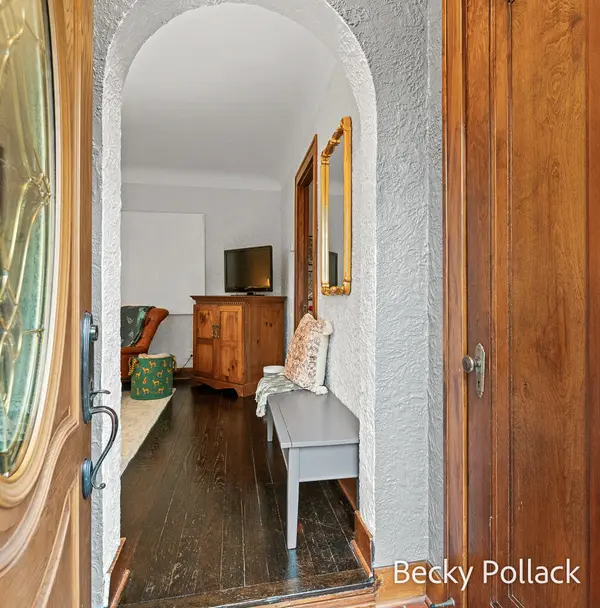 Holland, MI 49423,131 W 27th ST