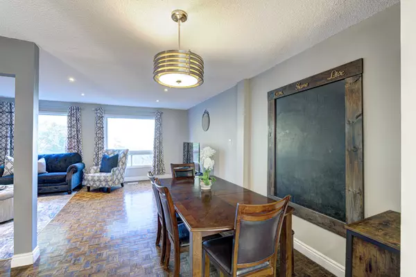 Burlington, ON L7P 3R9,2050 Upper Middle RD #81