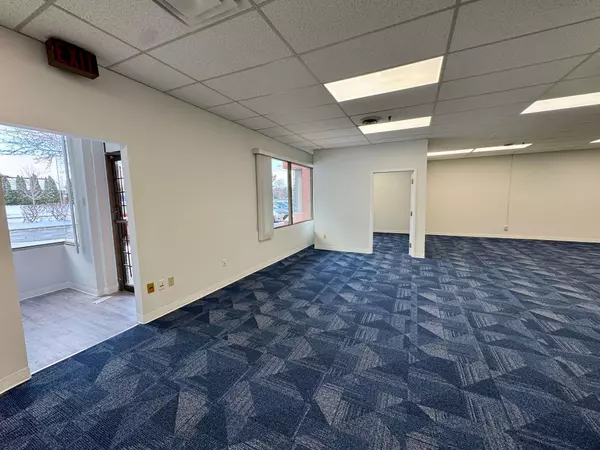 Mississauga, ON L4Z 2E5,400-450 Matheson BLVD E #Unit 14-16